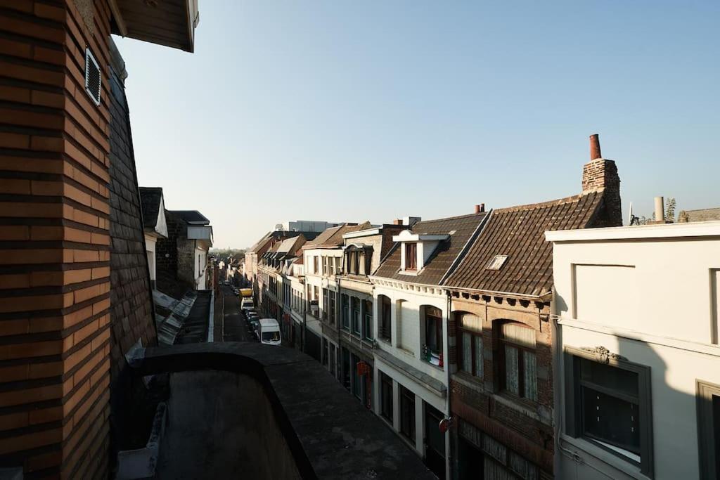 Studio-Balcon Center Of Mons Eksteriør billede